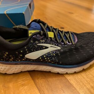 Brooks Men's Black and Blue Athletic Shoes